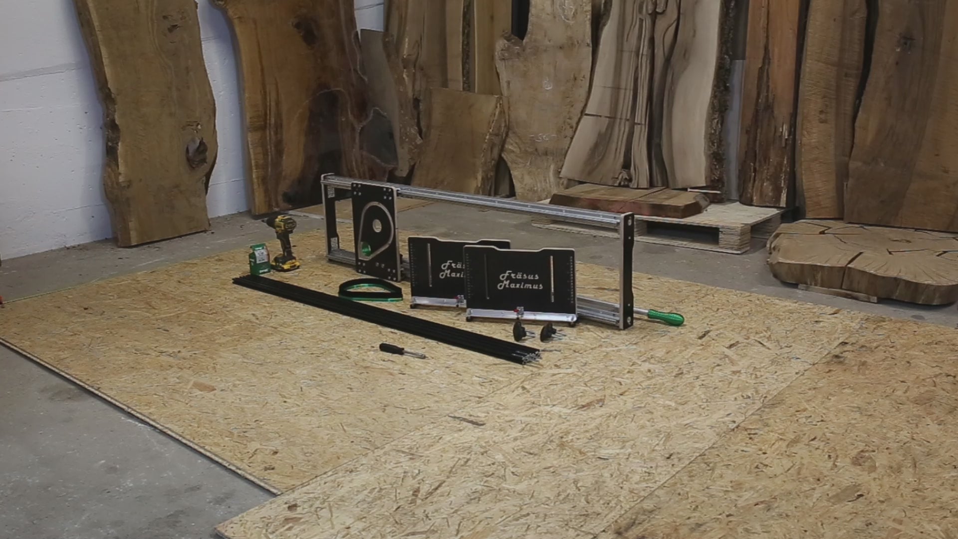 Zeitraffervideo des Aufbaus der Planfräsvorrichtung